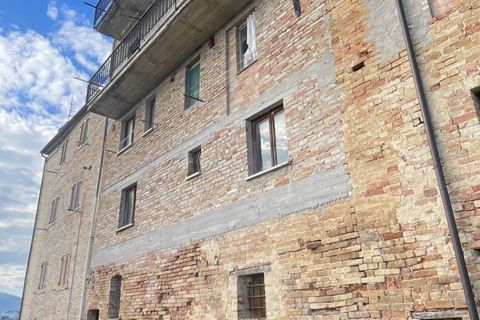 Villa i Castignano, Ascoli Piceno, Castignano - € 60.000 | Ref: 33198 - foto 40