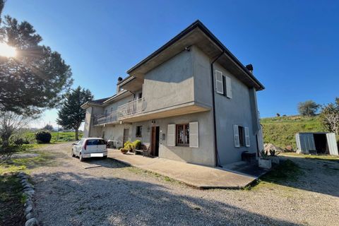 Villa i Offida, Ascoli Piceno, Offida - € 140.000 | Ref: 33378 - foto 1