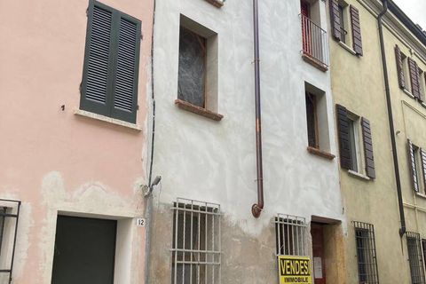 Villa a Mantua, Mantua, Mantua - € 111.111 | Ref: 554 - foto 3