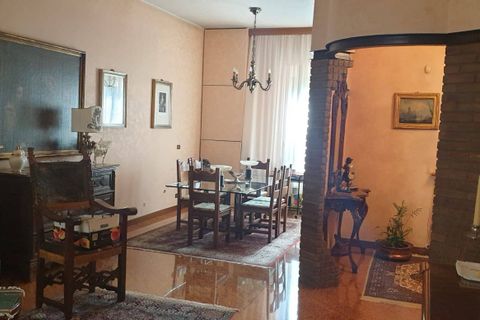 Villa i Mantua, Mantua, Mantua - € 111.111 | Ref: 974 - foto 4
