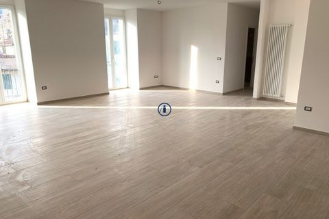 Lejlighed i Caserta, Caserta, Caserta - € 1.050.000 | Ref: BELVEDERE8 - foto 15