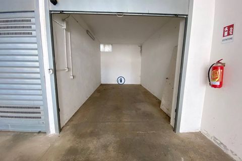 Parkeringsplads i Caserta, Caserta, Caserta - € 25.000 | Ref: BV3 - foto 1