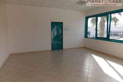Erhvervsejendom i Spinetoli, Ascoli Piceno, Spinetoli - € 50.000 | Ref: VC2552 - foto 2
