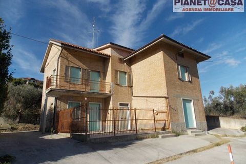 Villa a Offida, Ascoli Piceno, Offida - € 69.000 | Ref: VA2593 - foto 2