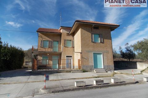 Villa a Offida, Ascoli Piceno, Offida - € 69.000 | Ref: VA2593 - foto 4