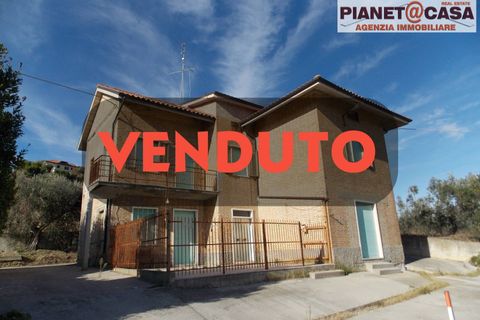 Villa a Offida, Ascoli Piceno, Offida - € 69.000 | Ref: VA2593 - foto 15