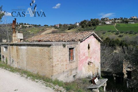 Masia a Acquaviva Picena, Ascoli Piceno, Acquaviva Picena - € 150.000 | Ref: CV9359 - foto 3