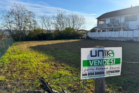 Helårsgrund i Montegranaro, Fermo, Montegranaro - € 85.000 | Ref: VV288 - foto 1