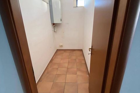 Erhvervsejendom i Fermo, Fermo, Fermo - € 90.000 | Ref: VV293 - foto 11