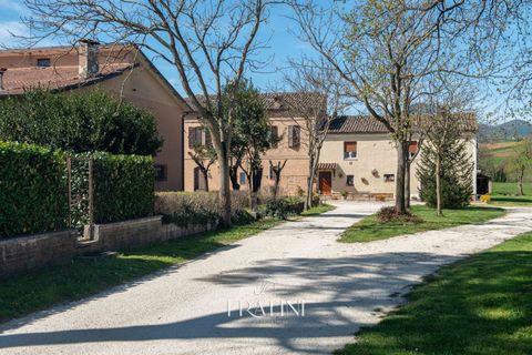 Landejendom i Matelica, Macerata, Matelica - € 1.830.000 | Ref: RB0021Lux - foto 1