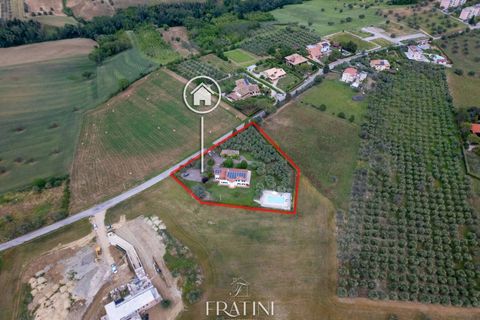 Villa a Teramo, Teramo, Teramo - € 649.000 | Ref: RB0027Lux - foto 24