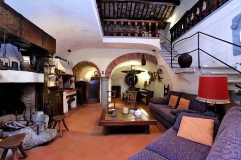 Landejendom i Camaiore, Lucca, Camaiore - € 630.000 | Ref: 527 - foto 2