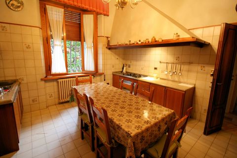 Villa a Montecatini Terme, Pistoia, Montecatini Terme - € 599.000 | Ref: 1119 - foto 7