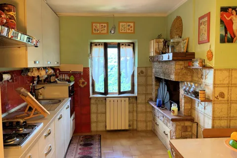 Villa a Pescia, Pistoia, Pescia - € 150.000 | Ref: 1349 - foto 7