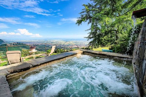 Villa a Montecatini Terme, Pistoia, Montecatini Terme - € 1.450.000 | Ref: 1582 - foto 2