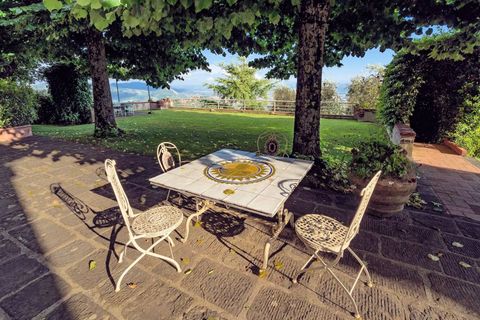 Villa a Montecatini Terme, Pistoia, Montecatini Terme - € 1.450.000 | Ref: 1582 - foto 5
