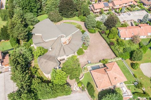 Villa i Briosco, Monza and Brianza, Briosco - € 1.150.000 | Ref: 156 - foto 24