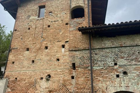 Landejendom i Robella, Asti, Robella - € 115.000 | Ref: 14732 - foto 1