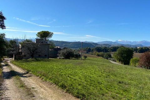 Villa a Montegiorgio, Fermo, Montegiorgio - € 385.000 | Ref: MG2205 - foto 12