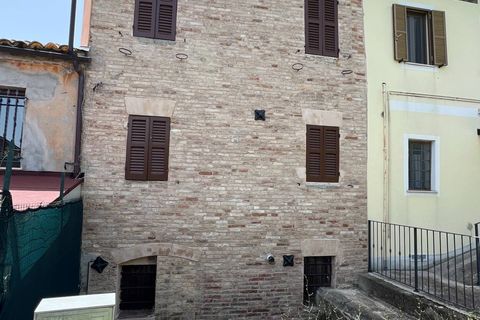 Villa a Falerone, Fermo, Falerone - € 85.000 | Ref: MG2260 - foto 36