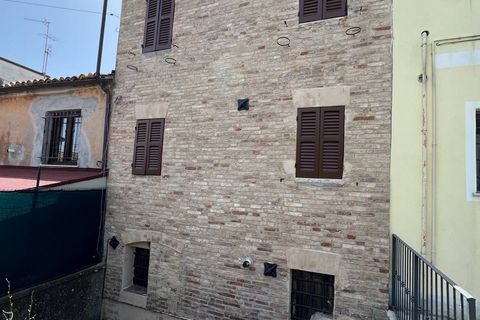 Villa a Falerone, Fermo, Falerone - € 85.000 | Ref: MG2260 - foto 37