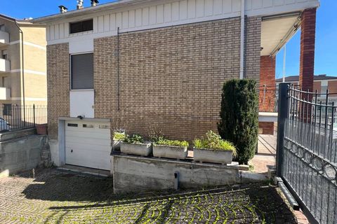 Villa a Falerone, Fermo, Falerone - € 220.000 | Ref: MG2284 - foto 5