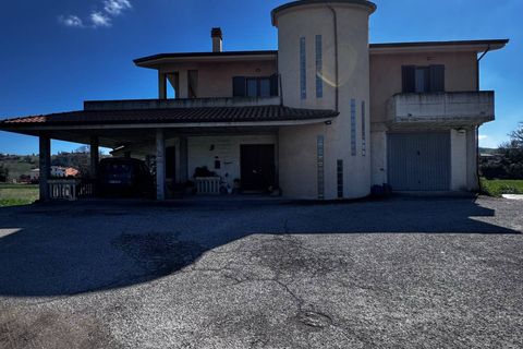 Villa a Montegiorgio, Fermo, Montegiorgio - € 458.000 | Ref: MG2364 - foto 38