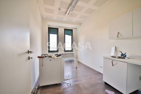 L'establiment comercial a Vimercate, Monza and Brianza, Vimercate - € 2.750/mes | Ref: UFF.VIMERCATE-TS2750A - foto 18