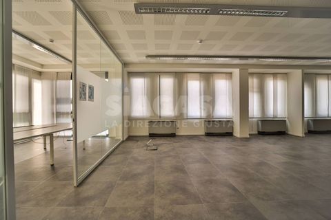 Local commercial - Vimercate, Monza and Brianza, Vimercate - € 2 750/mois | Réf : UFF.VIMERCATE-TS2750A - photo 16