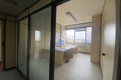 Erhvervsejendom i Arcore, Monza and Brianza, Arcore - € 311.000 | Ref: UFF.ARCORE-TS311V - foto 2