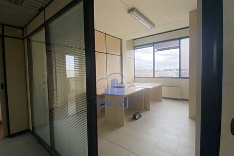Erhvervsejendom i Arcore, Monza and Brianza, Arcore - € 311.000 | Ref: UFF.ARCORE-TS311V - foto 3