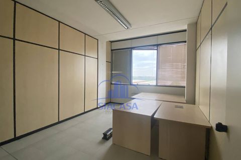 Erhvervsejendom i Arcore, Monza and Brianza, Arcore - € 311.000 | Ref: UFF.ARCORE-TS311V - foto 6