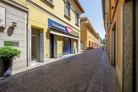 Erhvervsejendom i Monza, Monza and Brianza, Monza - € 795.000 | Ref: NEG.MONZA-TD795V - foto 1