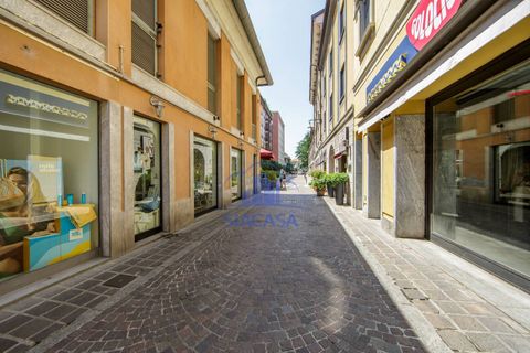 Erhvervsejendom i Monza, Monza and Brianza, Monza - € 795.000 | Ref: NEG.MONZA-TD795V - foto 3