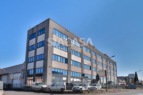 Erhvervsejendom i Cornate d'Adda, Monza and Brianza, Cornate d'Adda - € 250.000 | Ref: UFF.CORNATE-FB250V - foto 2