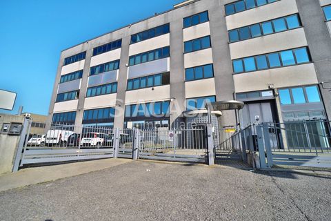 Erhvervsejendom i Cornate d'Adda, Monza and Brianza, Cornate d'Adda - € 250.000 | Ref: UFF.CORNATE-FB250V - foto 3