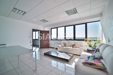 Erhvervsejendom i Cornate d'Adda, Monza and Brianza, Cornate d'Adda - € 250.000 | Ref: UFF.CORNATE-FB250V - foto 10
