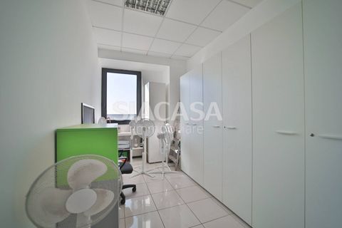 Erhvervsejendom i Cornate d'Adda, Monza and Brianza, Cornate d'Adda - € 250.000 | Ref: UFF.CORNATE-FB250V - foto 11