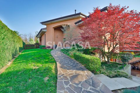 Villa i Bernareggio, Monza and Brianza, Bernareggio - € 749.000 | Ref: VILLA.BERNAREGGIO-IZ749V - foto 1