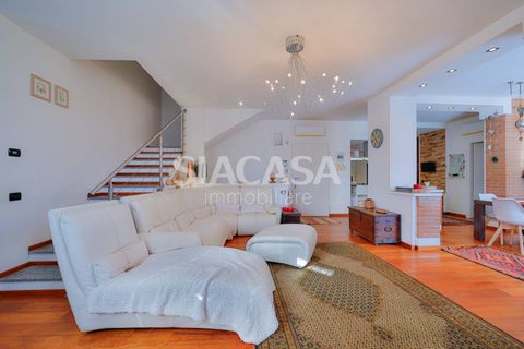 Villa i Bernareggio, Monza and Brianza, Bernareggio - € 749.000 | Ref: VILLA.BERNAREGGIO-IZ749V - foto 14
