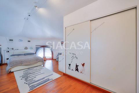 Villa i Bernareggio, Monza and Brianza, Bernareggio - € 749.000 | Ref: VILLA.BERNAREGGIO-IZ749V - foto 26