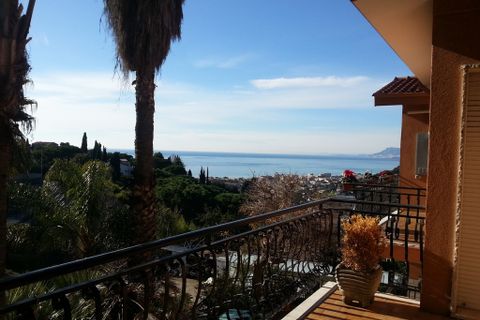 Villa i Bordighera, Imperia, Bordighera - € 2.700.000 | Ref: V890 - foto 1