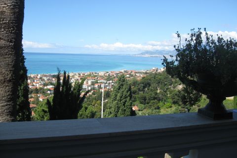 Villa i Bordighera, Imperia, Bordighera - € 15.000.000 | Ref: V1170 - foto 2