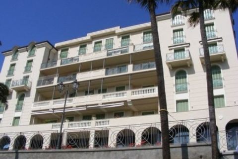 Lejlighed i Bordighera, Imperia, Bordighera - € 800.000 | Ref: V2025 - foto 1