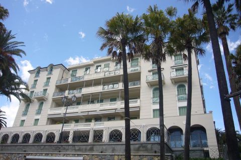 Lejlighed i Bordighera, Imperia, Bordighera - € 800.000 | Ref: V2025 - foto 2