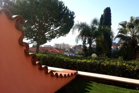 Lejlighed i Sanremo, Imperia, Sanremo - € 320.000 | Ref: V2448 - foto 4