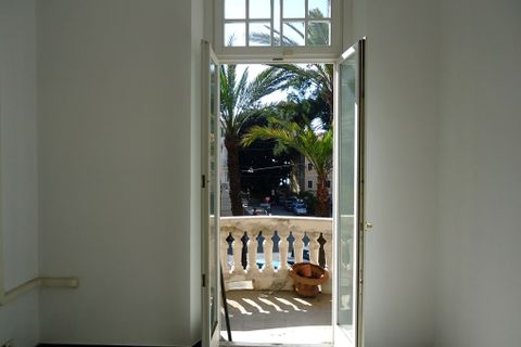 Villa i Bordighera, Imperia, Bordighera - € 1.500.000 | Ref: V2680 - foto 2