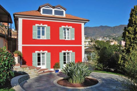 Villa i Sanremo, Imperia, Sanremo - € 1.300.000 | Ref: V2776 - foto 5