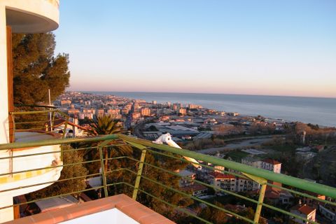 Lejlighed i Ventimiglia, Imperia, Ventimiglia - € 440.000 | Ref: V2884 - foto 2