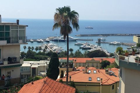 Villa i Sanremo, Imperia, Sanremo - € 400.000 | Ref: V3054 - foto 1